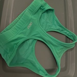 Lorna Jane sports bra (small/size 4) vibrant green